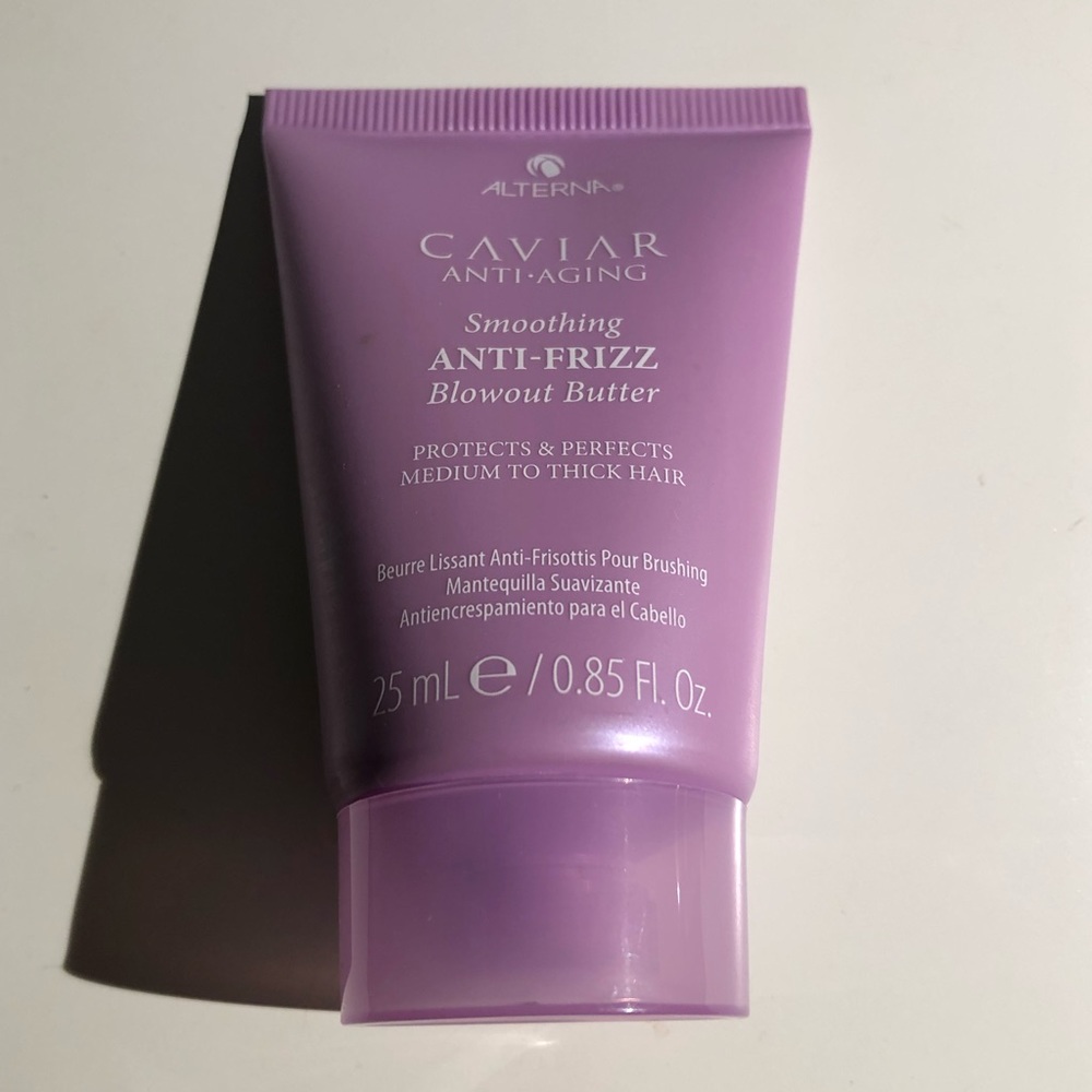 Alterna Caviar smooth anti-frizz blowout MINI